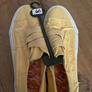 NEW…Blowfish Buttercup Yellow Slip-On Sneakers with Frayed Trim…6.5 only